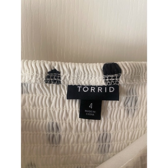 NWOT Torrid Size 4 White & Black polka dot tie front midi cami tank - Picture 3 of 4